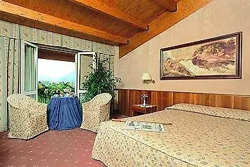 Western Salicone Hotel 3*