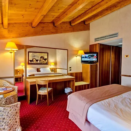 Western Salicone